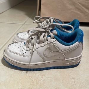 Nike Air Force 1
